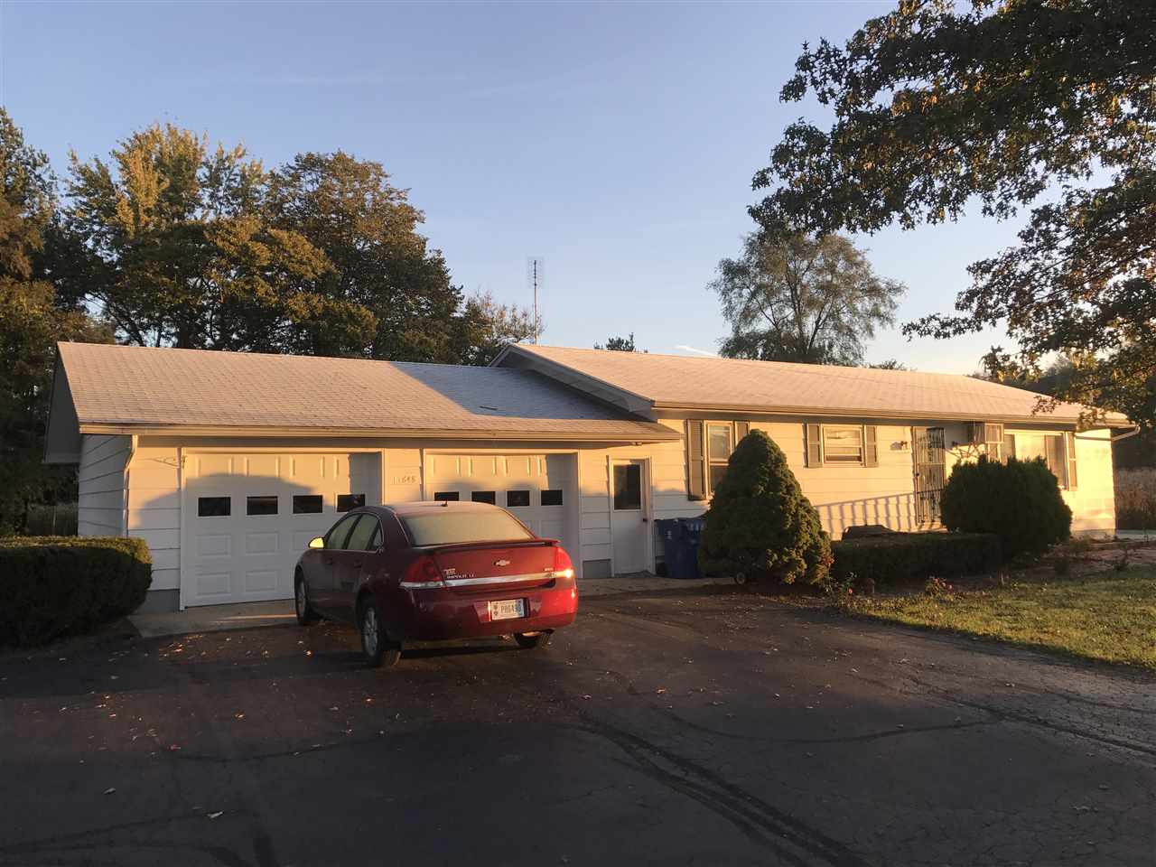11848 9A Road Plymouth, IN 46563 - Photo 2 of 17 Gallery Image 2