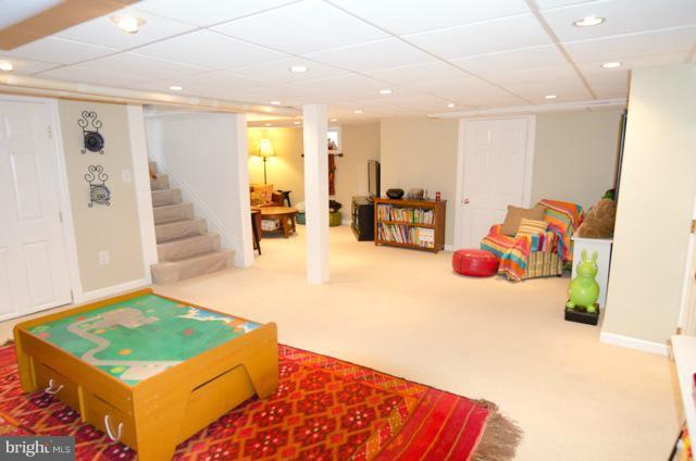 1525 North Glebe Road Arlington, VA 22207 - Photo 11 of 30 Family Room on Lower Level