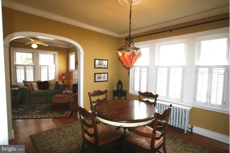 1525 North Glebe Road Arlington, VA 22207 - Photo 7 of 30 Dining Room