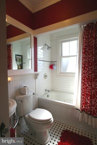 1525 North Glebe Road Arlington, VA 22207 - Photo 9 of 30 Bathroom on Main Level - heated floors!