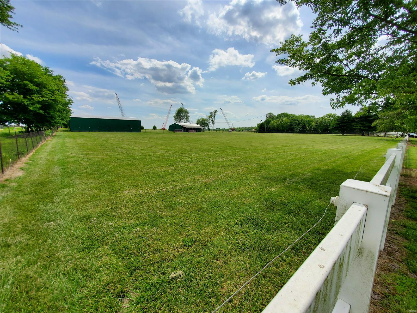 9616 Keck Road St. Jacob, IL 62281 - Photo 10 of 39