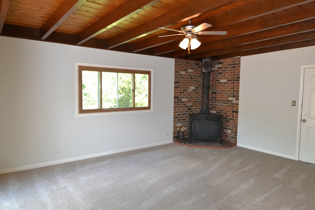 335 Shawnee Drive Carol Stream, IL 60188 - Photo 11 of 11