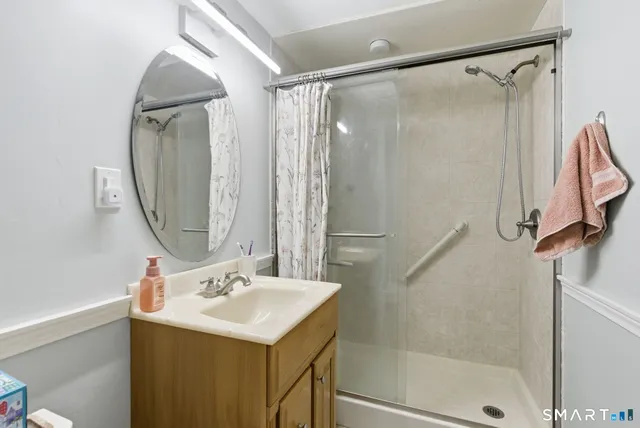 $435,000 | 119 Farview Avenue, Wolcott, CT 06716