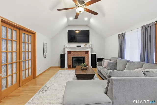 $435,000 | 119 Farview Avenue, Wolcott, CT 06716