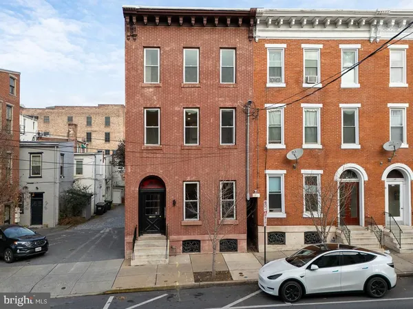 $1,345 | 11 East Walnut Street, Unit 3, Lancaster, PA 17602