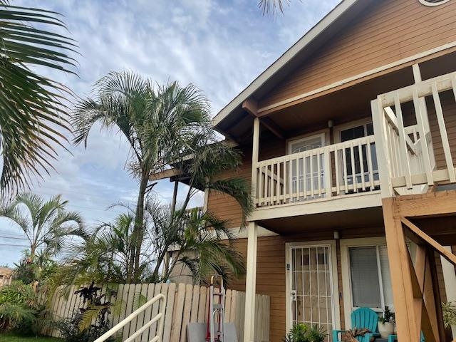 140 Uwapo Road, Unit 4204 Kihei, HI 96753 - Photo 9 of 12 a view of entryway with a yard