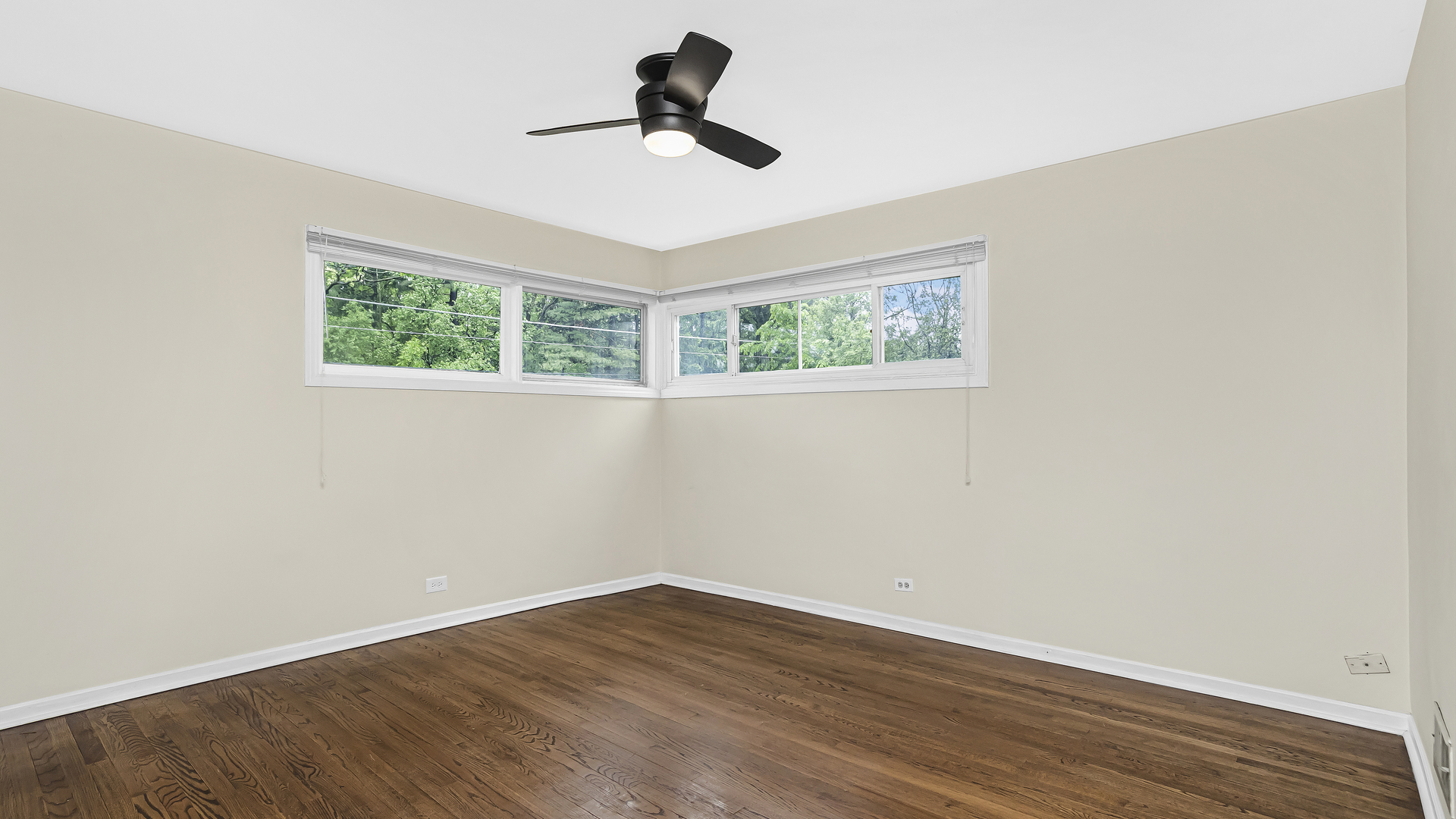 1355 Ridge Road Highland Park, IL 60035 - Photo 11 of 26 Gallery Image 11