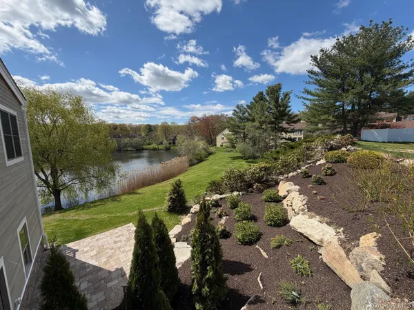 $6,400 | 905 Oakridge Cmns, South Salem, NY 10590