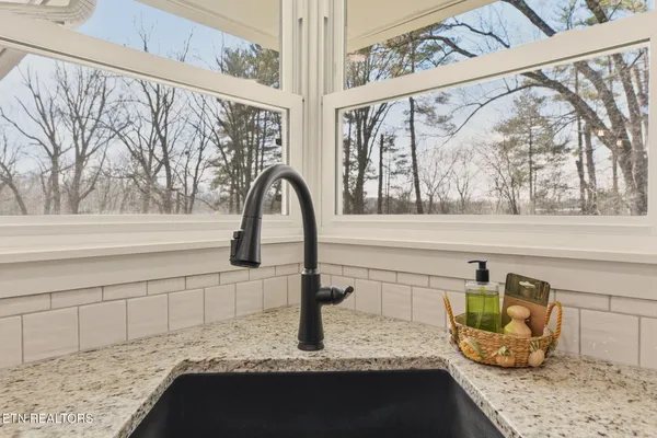 $429,000 | 317 Macedonia Lane, Knoxville, TN 37914