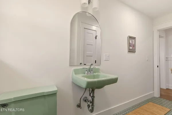 $429,000 | 317 Macedonia Lane, Knoxville, TN 37914