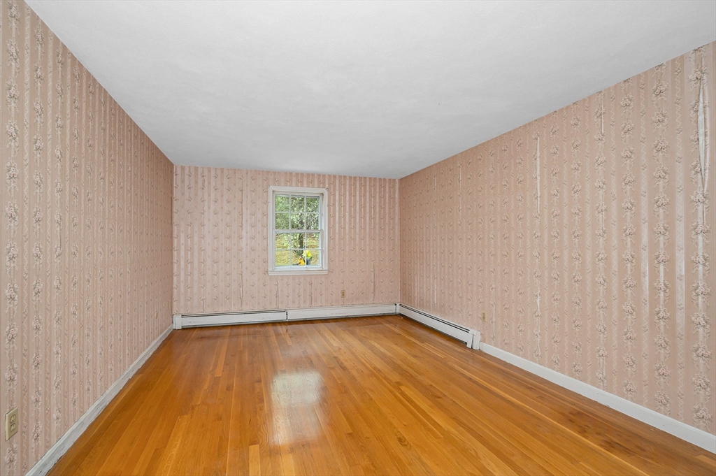 104 Meadowview Road North Andover, MA 01845 - Photo 15 of 42 Gallery Image 15