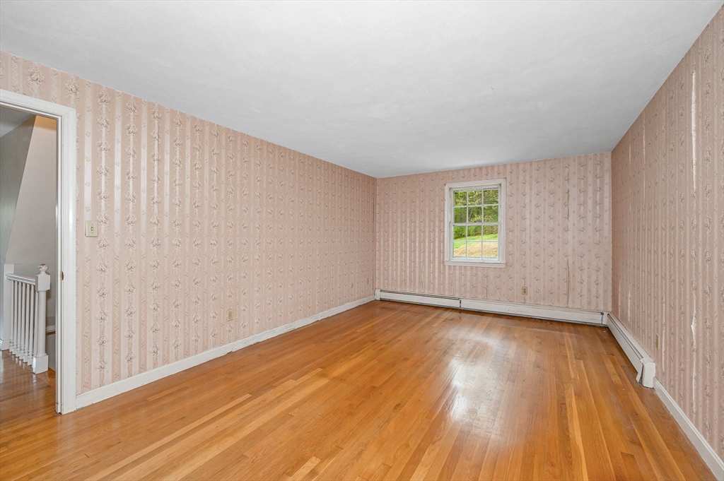 104 Meadowview Road North Andover, MA 01845 - Photo 16 of 42 Gallery Image 16