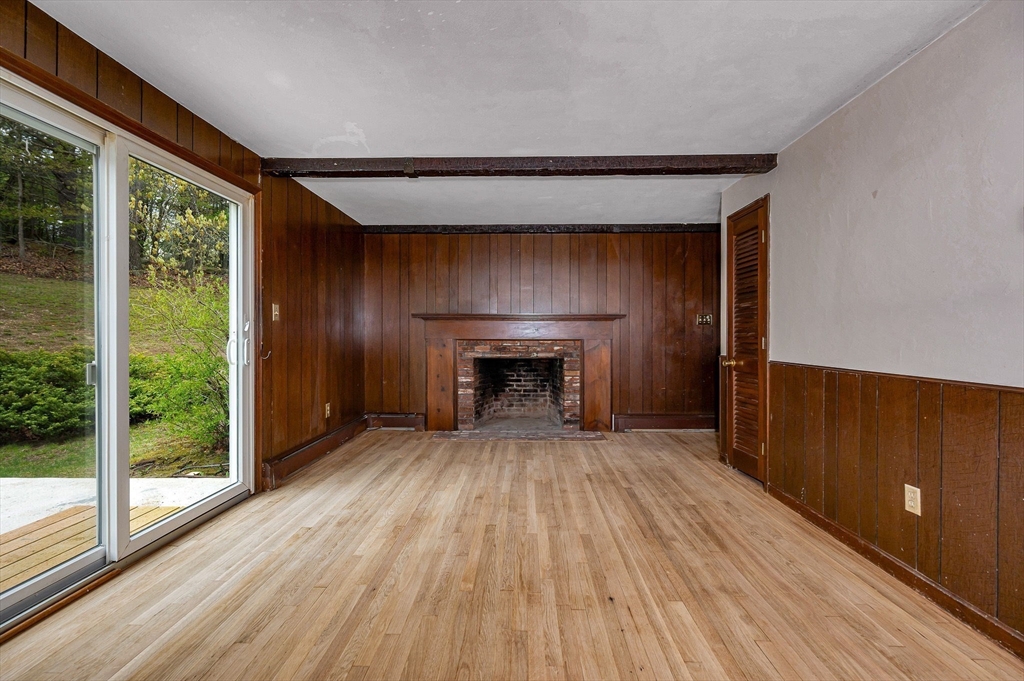 104 Meadowview Road North Andover, MA 01845 - Photo 3 of 42 Gallery Image 3