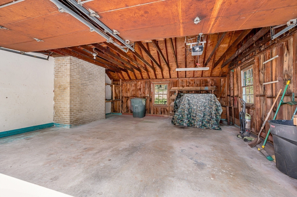 104 Meadowview Road North Andover, MA 01845 - Photo 32 of 42 Gallery Image 32