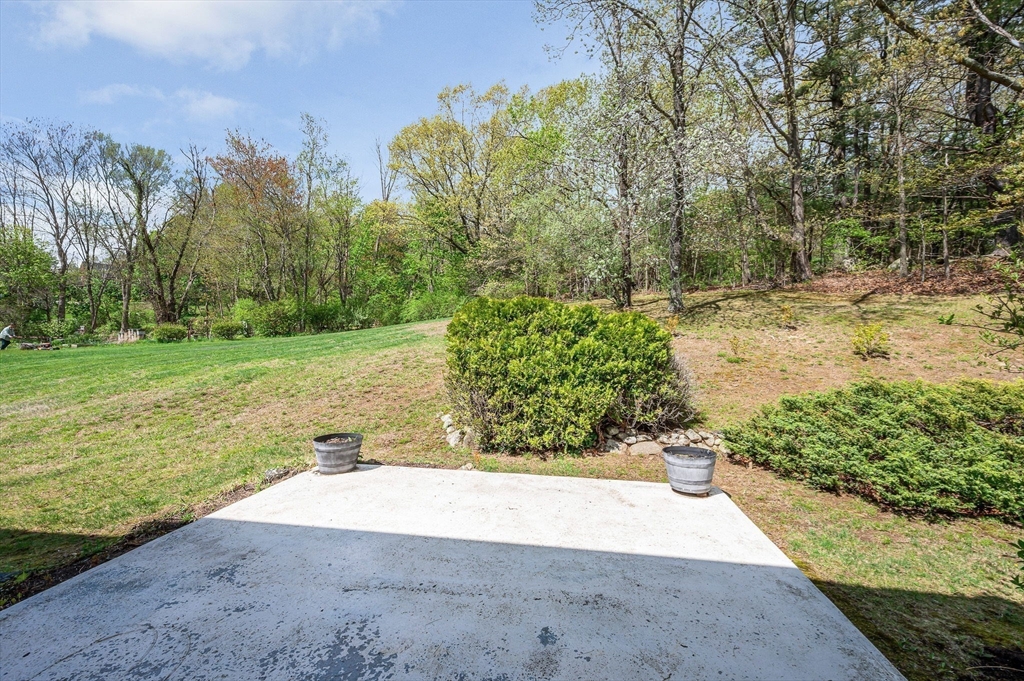 104 Meadowview Road North Andover, MA 01845 - Photo 33 of 42 Gallery Image 33