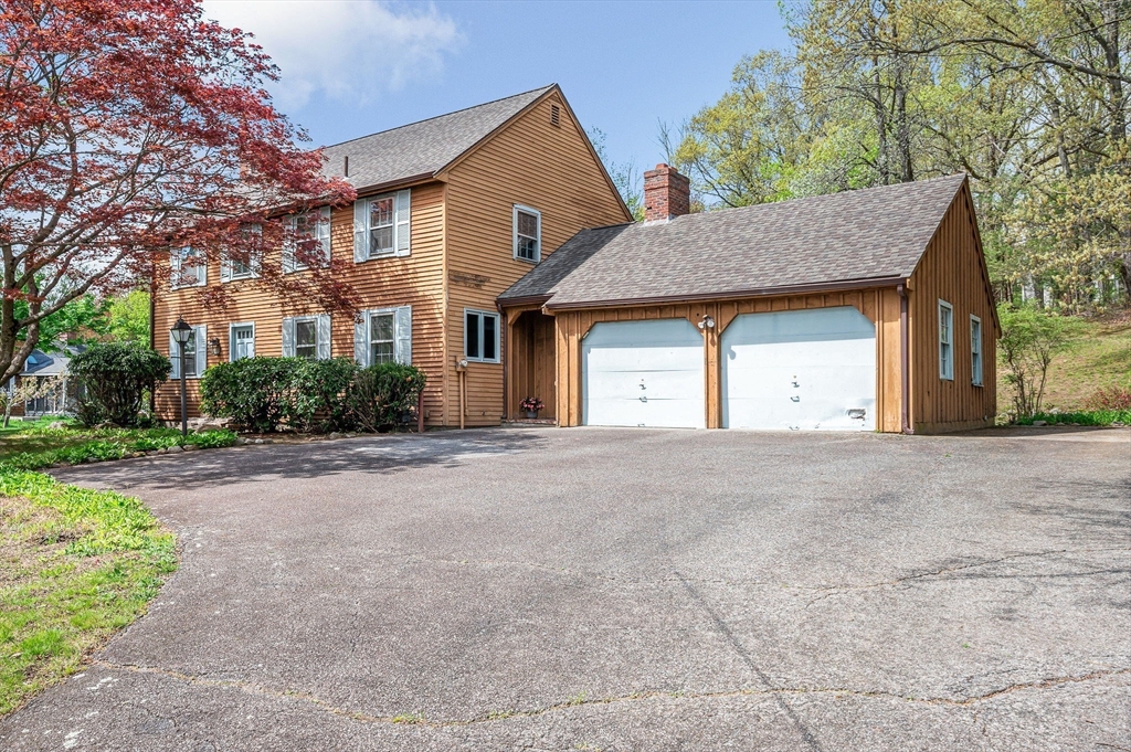 104 Meadowview Road North Andover, MA 01845 - Photo 35 of 42 Gallery Image 35