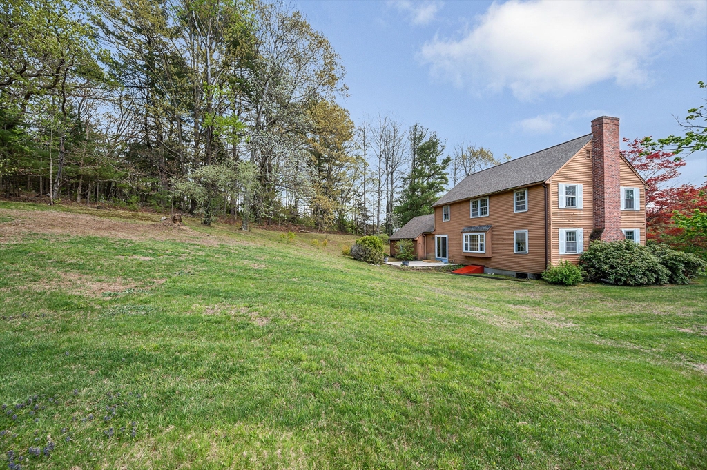 104 Meadowview Road North Andover, MA 01845 - Photo 39 of 42 Gallery Image 39