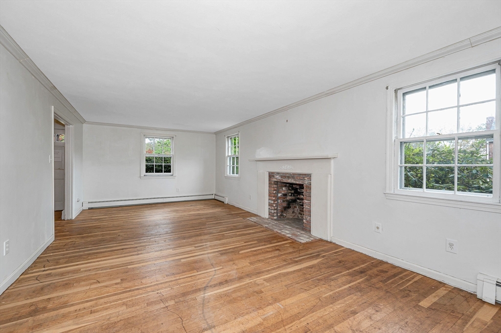 104 Meadowview Road North Andover, MA 01845 - Photo 9 of 42 Gallery Image 9