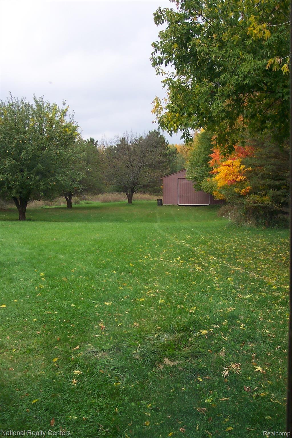 8450 Knox Road Clarkston, MI 48348 - Photo 27 of 85 Pole Barn-view from Back.JPG