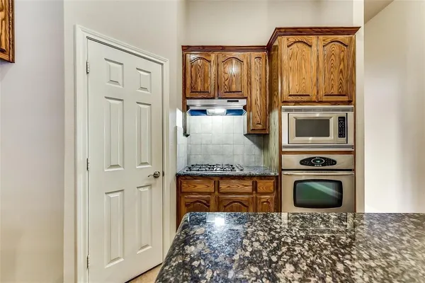 $2,750 | 34 Painted Rock Court, Frisco, TX 75033