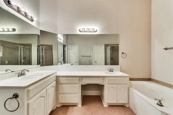 $2,750 | 34 Painted Rock Court, Frisco, TX 75033