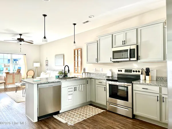 $1,700 | 8 Catalina Circle, Swansboro, NC 28584