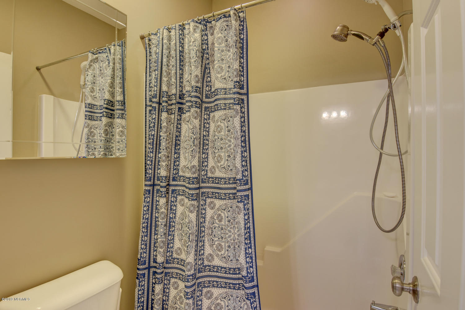 4225 Cravens Point Road Wilmington, NC 28409 - Photo 26 of 50 4225 Cravens Point Rd-large-024-1-DSC 58