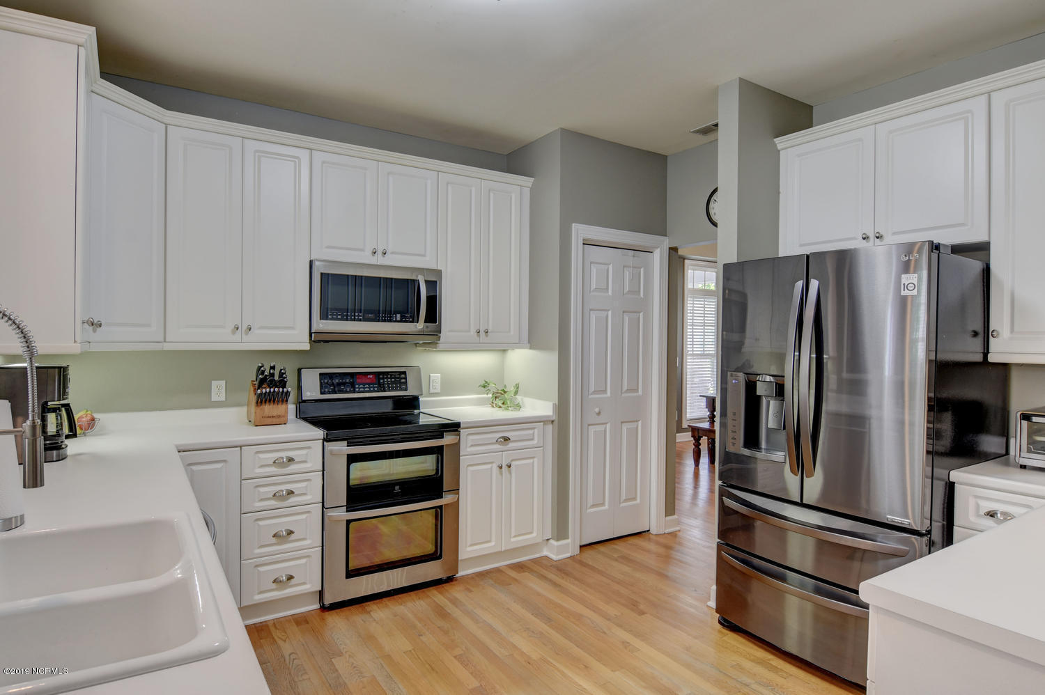 4225 Cravens Point Road Wilmington, NC 28409 - Photo 5 of 50 4225 Cravens Point Rd-large-012-12-DSC 5