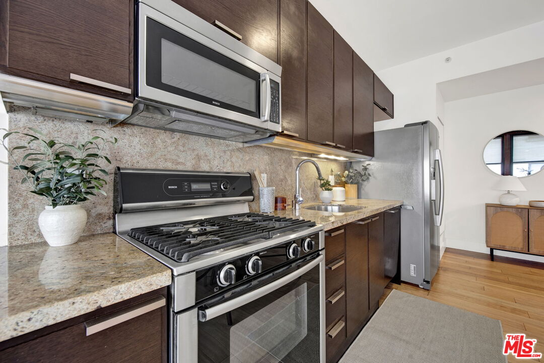 460 South Spring Street, Unit 1110 Los Angeles, CA 90013 - Photo 13 of 25