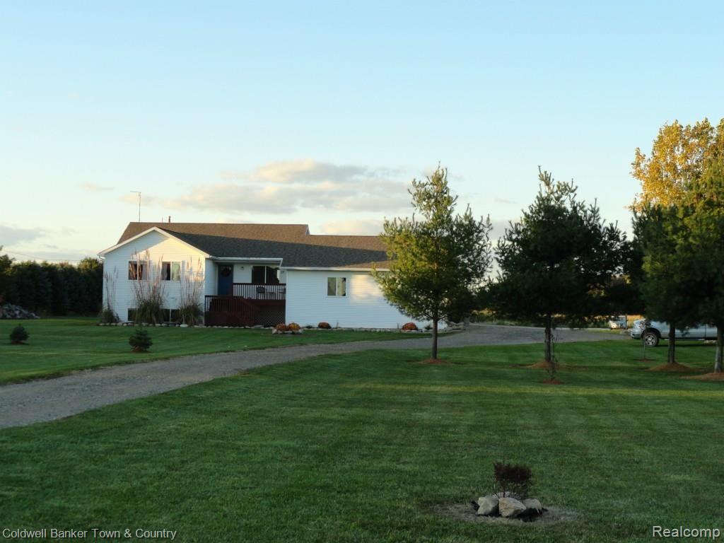 4631 Beard Road Byron, MI 48418 - Photo 11 of 45