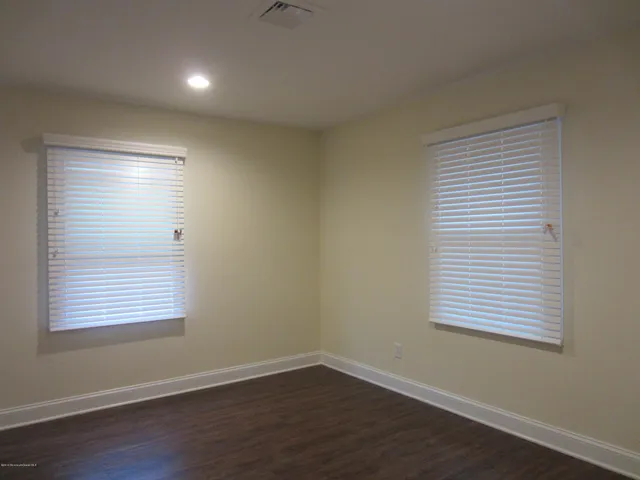 $2,250 | 22 Lasatta Avenue, Unit 2A, Englishtown, NJ 07726