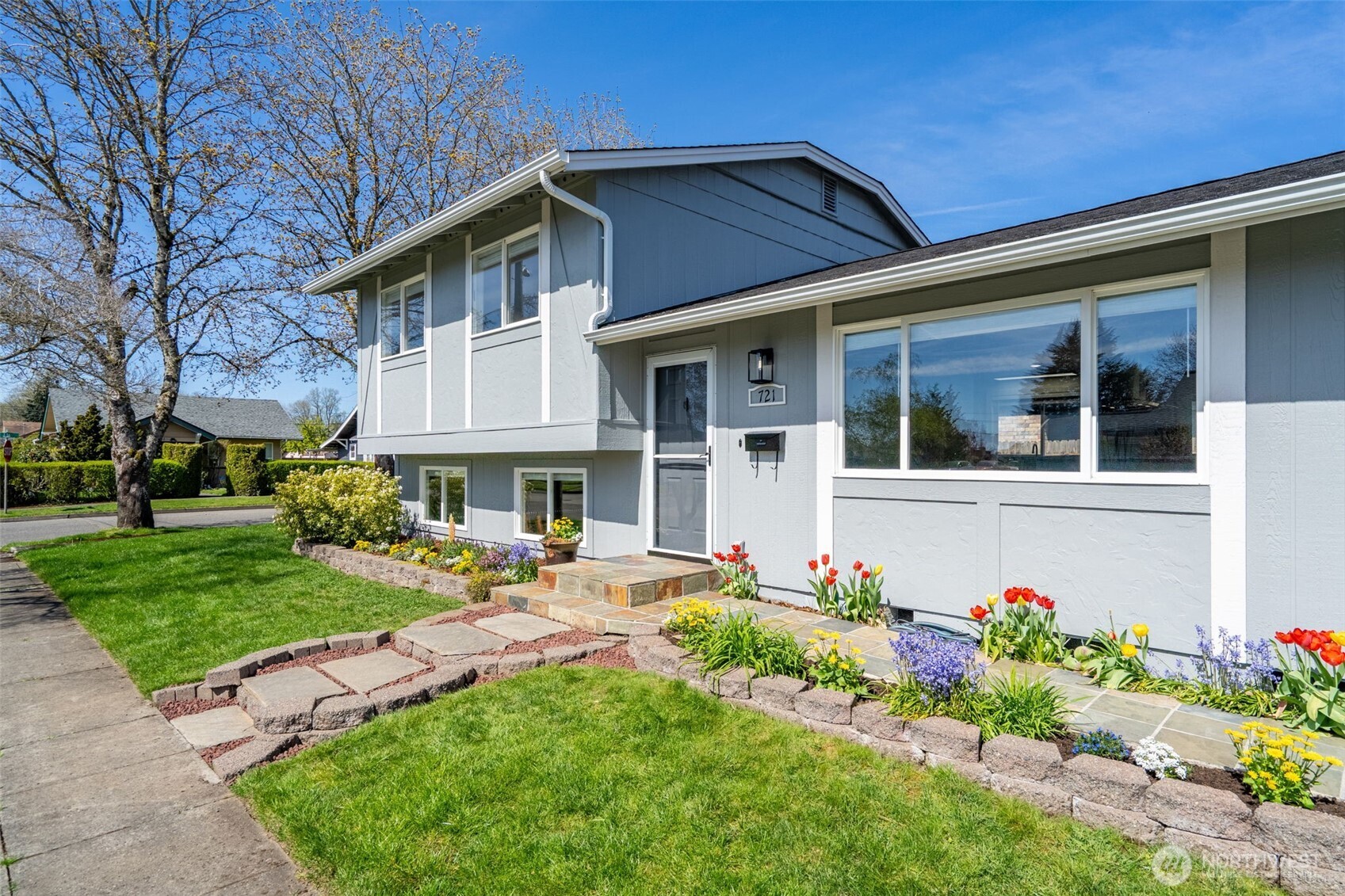721 West 4th Street Centralia, WA 98531 - Photo 1 of 39