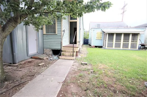 $1,200 | 3130 Chippewa Street, New Orleans, LA 70115