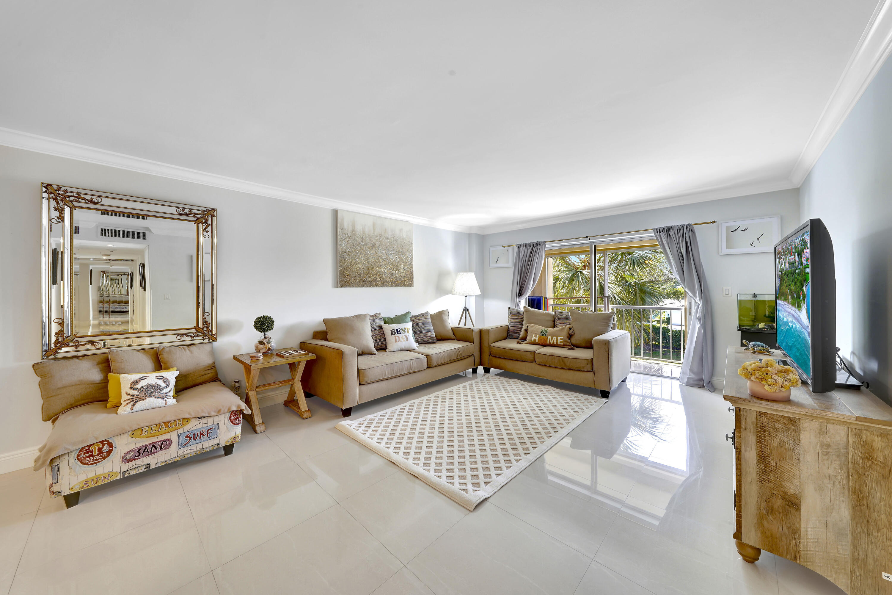 1111 South Ocean Boulevard, Unit 319 Boca Raton, FL 33432 - Photo 7 of 49 Living - 1111 S. Ocean Blvd. 319 Boca
