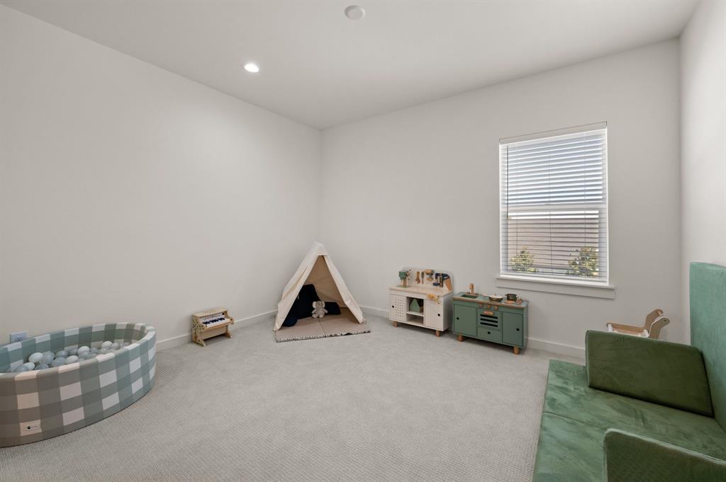 1002 Meadowbend Loop South Grapevine, TX 76051 - Photo 26 of 39