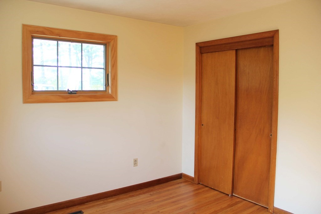 164 Montgomery Road Westfield, MA 01085 - Photo 16 of 27 Gallery Image 16