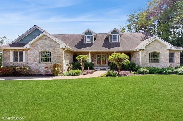 $1,099,000 | 2917 Bridlepath Court, Unit 22, Lyons, WI 53147