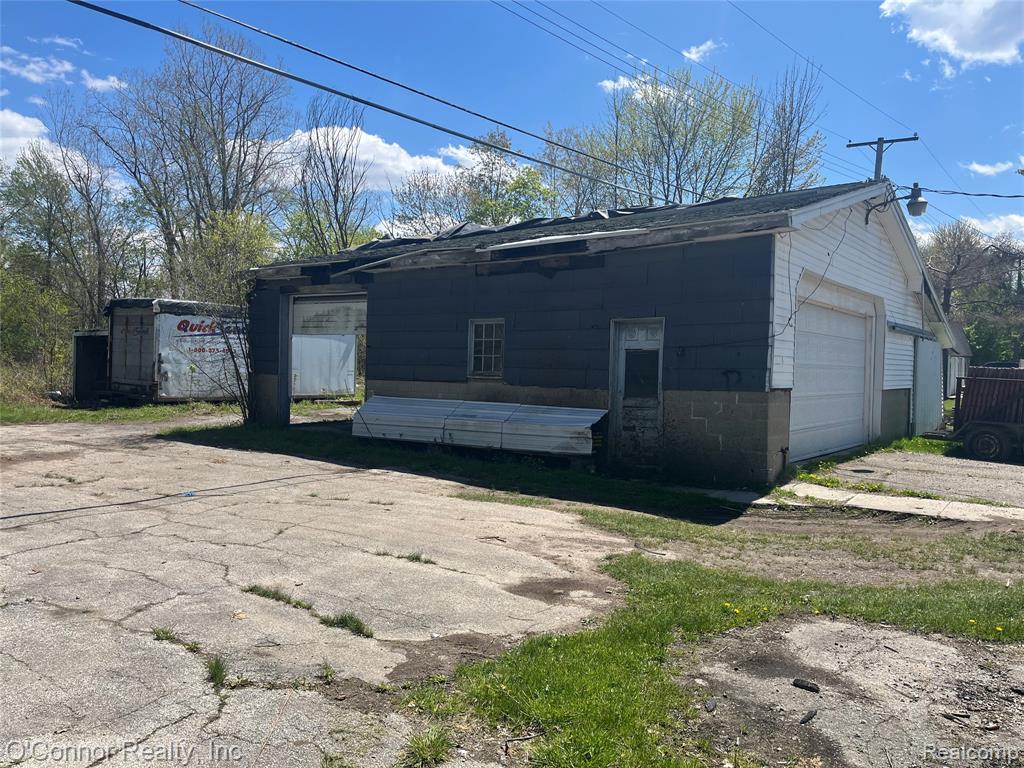 1908 Range Road Port Huron, MI 48060 - Photo 13 of 16