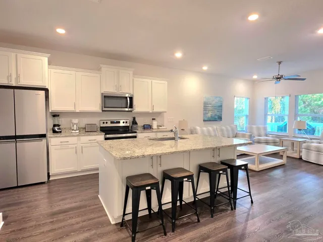 $3,800 | 7904 Sweet Retreat Lane, Pensacola, FL 32507