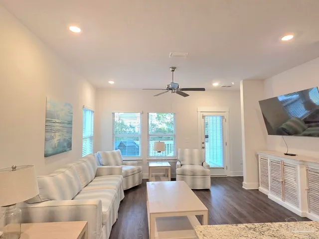 $3,800 | 7904 Sweet Retreat Lane, Pensacola, FL 32507