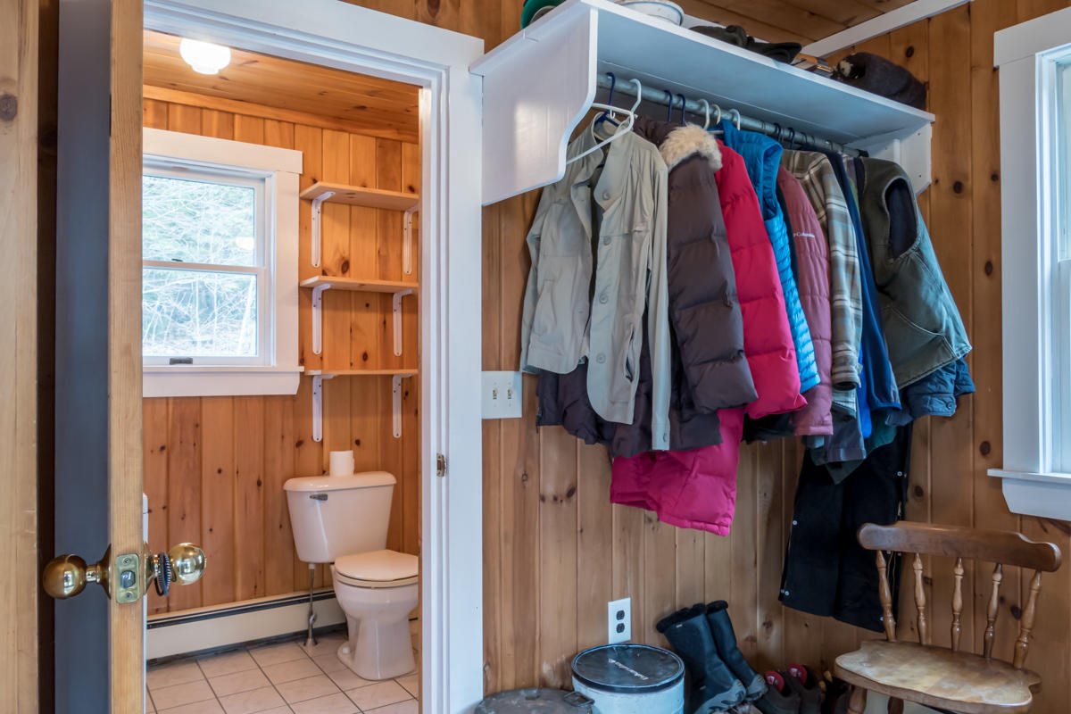 116 Pownal Road Freeport, ME 04032 - Photo 15 of 43 20-Mudroom (1 of 2)