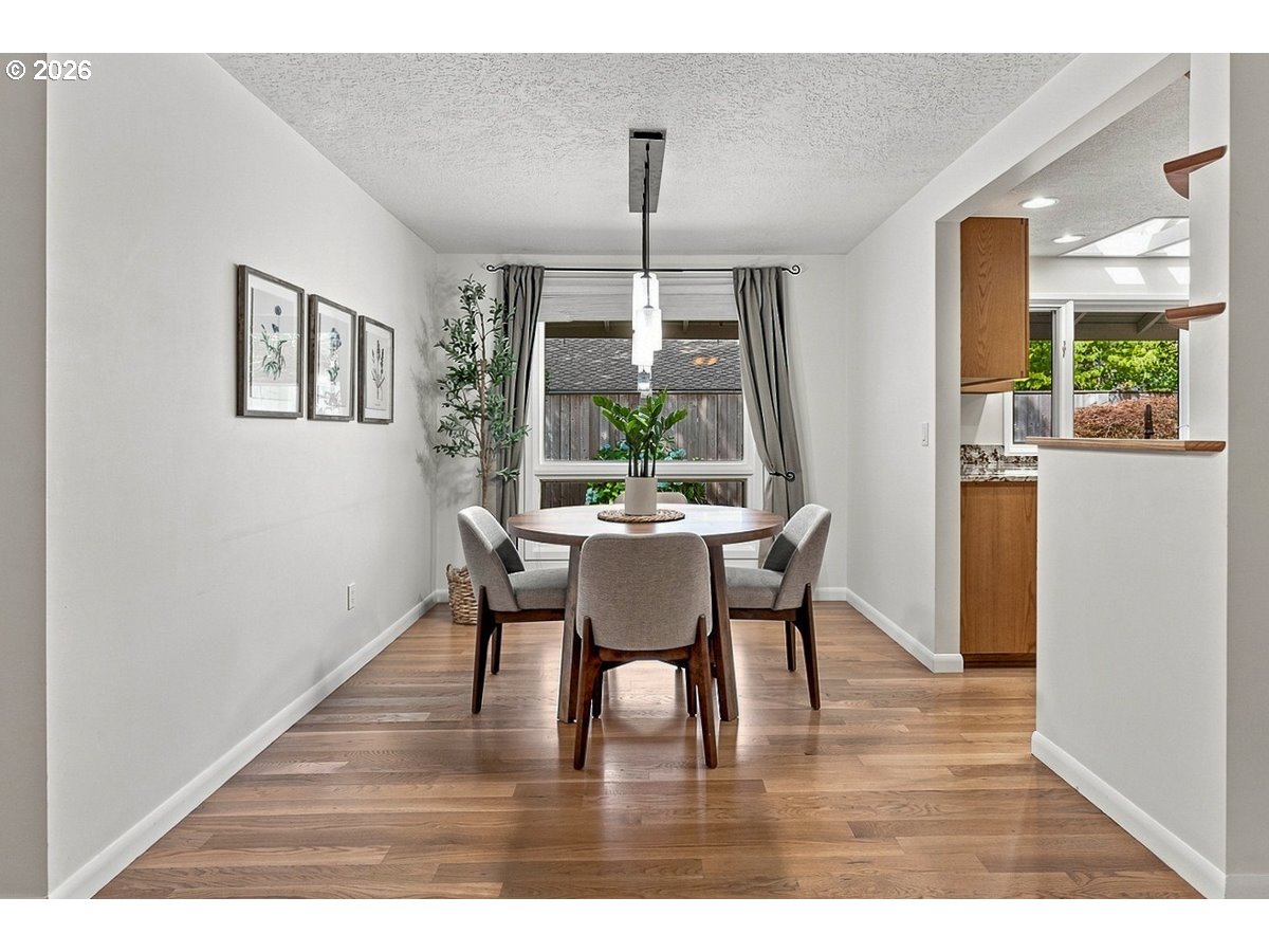 5905 Southwest Glenbrook Road Beaverton, OR 97007 - Photo 11 of 46 Gallery Image 11