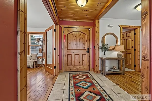 $1,085,000 | 4548 East 250 North, Rigby, ID 83442