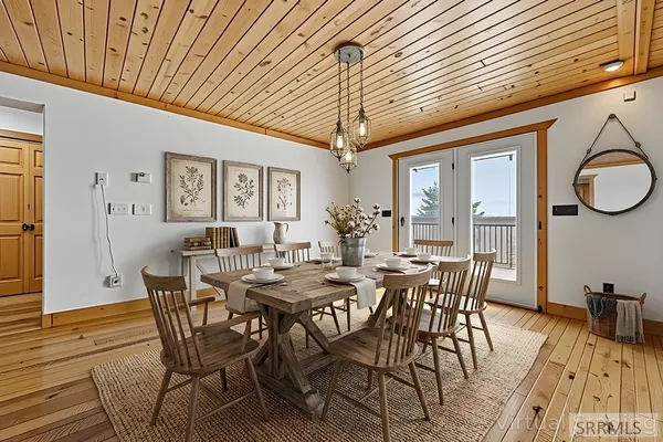 $1,085,000 | 4548 East 250 North, Rigby, ID 83442