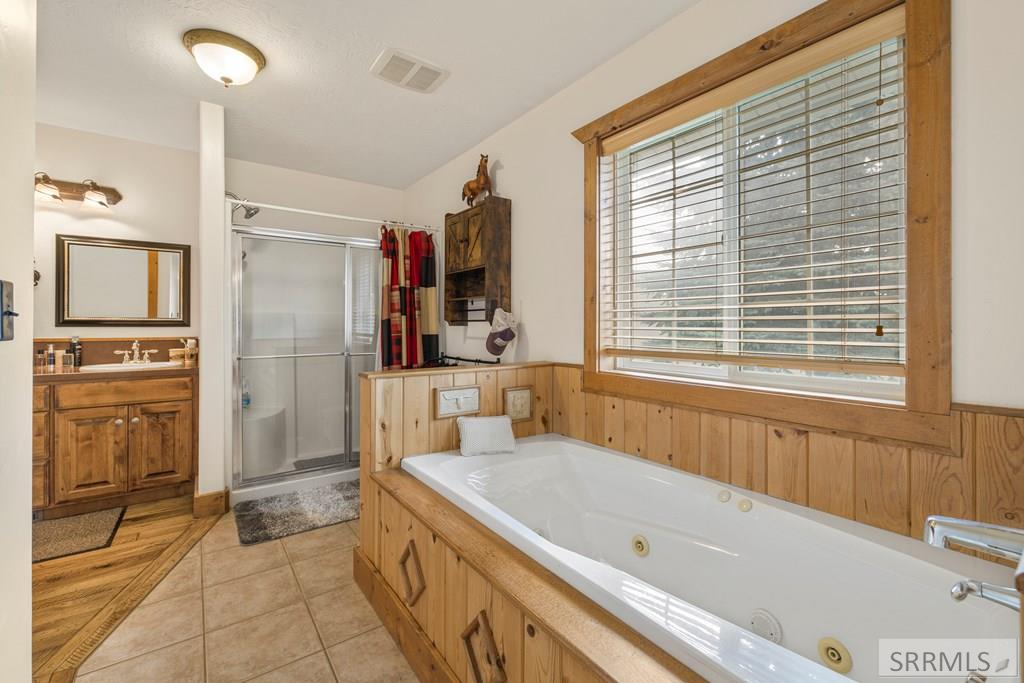 4548 East 250 North Rigby, ID 83442 - Photo 23 of 72 Master Bathroom