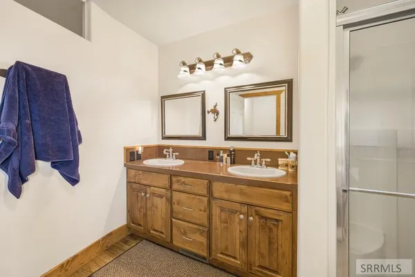 $1,085,000 | 4548 East 250 North, Rigby, ID 83442