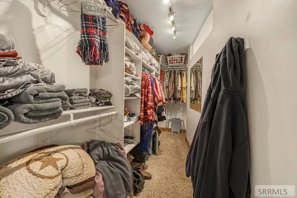 $1,085,000 | 4548 East 250 North, Rigby, ID 83442