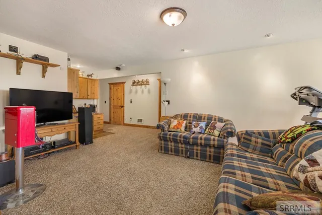 $1,124,000 | 4548 East 250 North, Rigby, ID 83442