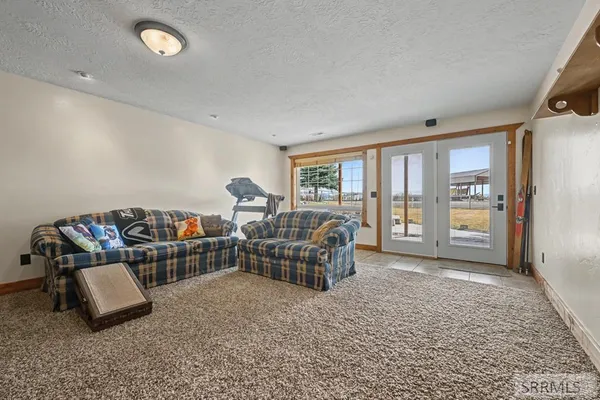 $1,085,000 | 4548 East 250 North, Rigby, ID 83442