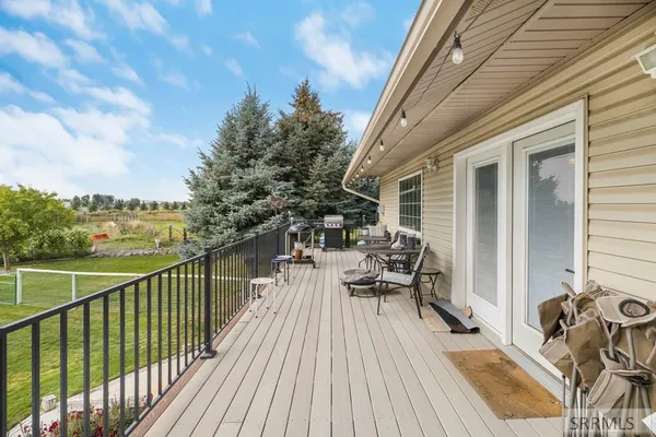 $1,085,000 | 4548 East 250 North, Rigby, ID 83442